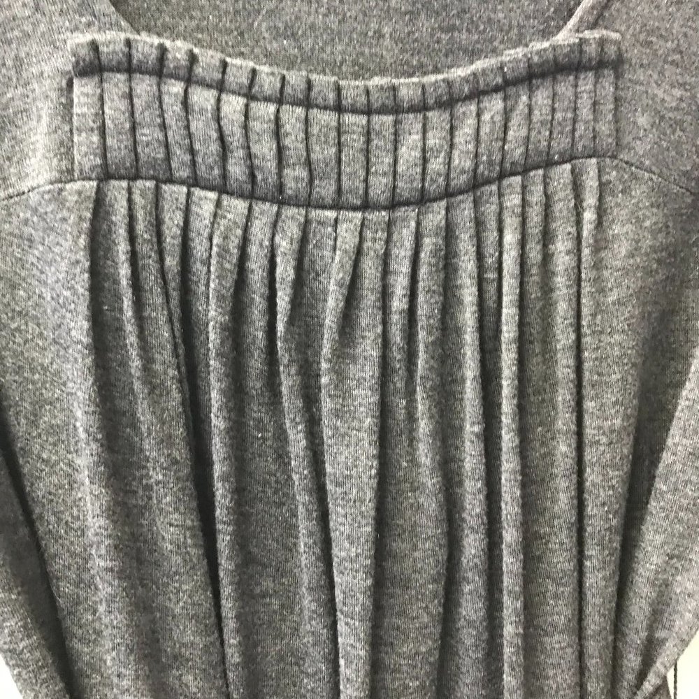 Gray Vera Wang Dress Size Medium